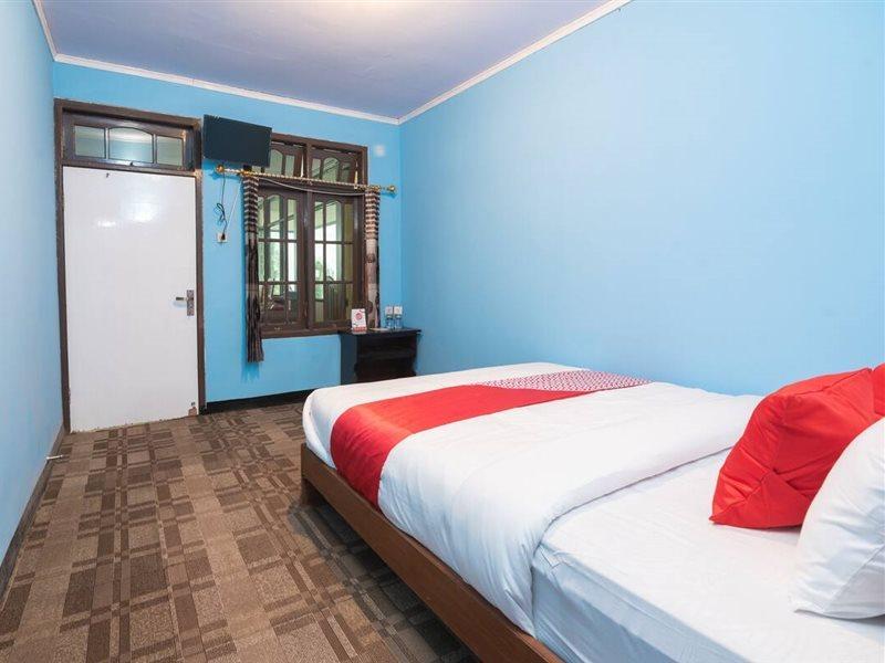 OYO 1852 Intan Bromo Homestay Pasuruan Exterior foto